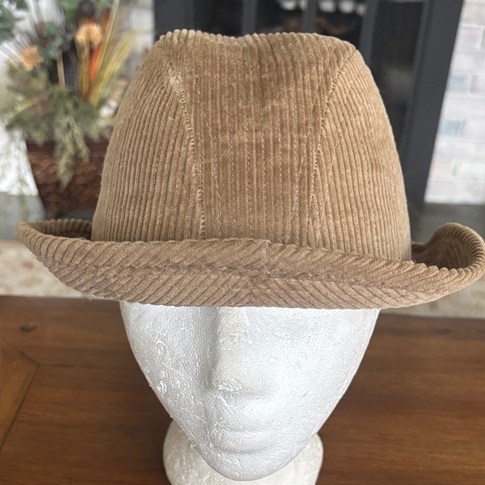 London Fog Vintage corduroy fedora hat